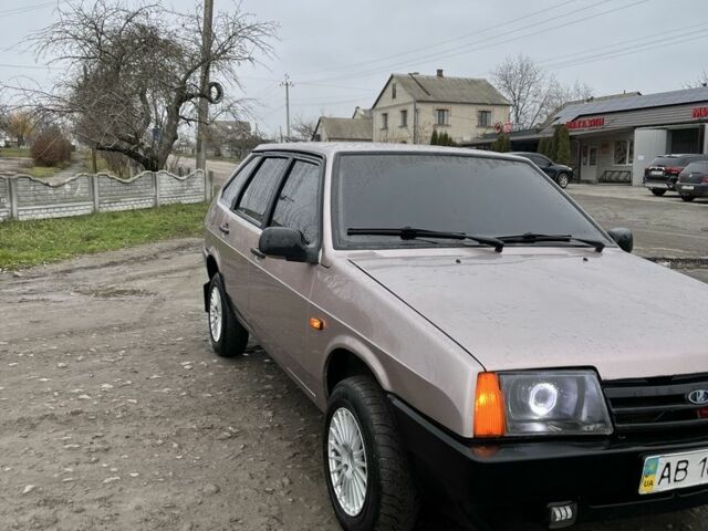 Бежевый ВАЗ 2109, объемом двигателя 1.5 л и пробегом 100 тыс. км за 2500 $, фото 3 на Automoto.ua