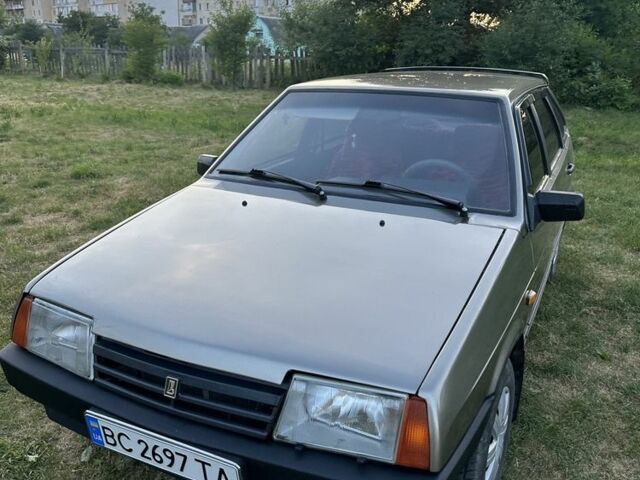 Бежевый ВАЗ 2109, объемом двигателя 1.5 л и пробегом 150 тыс. км за 1500 $, фото 1 на Automoto.ua