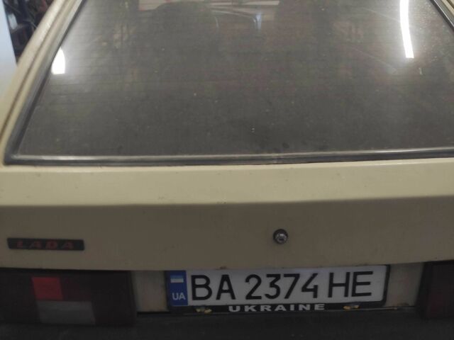 Бежевий ВАЗ 2109, об'ємом двигуна 1.6 л та пробігом 218 тис. км за 1400 $, фото 9 на Automoto.ua