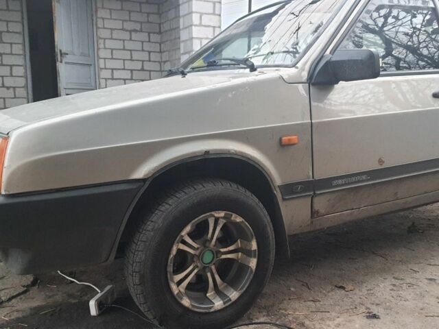 Бежевый ВАЗ 2109, объемом двигателя 1.6 л и пробегом 270 тыс. км за 999 $, фото 5 на Automoto.ua