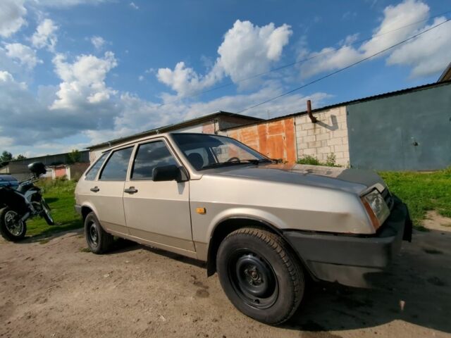 Бежевий ВАЗ 2109, об'ємом двигуна 1.6 л та пробігом 193 тис. км за 2000 $, фото 5 на Automoto.ua
