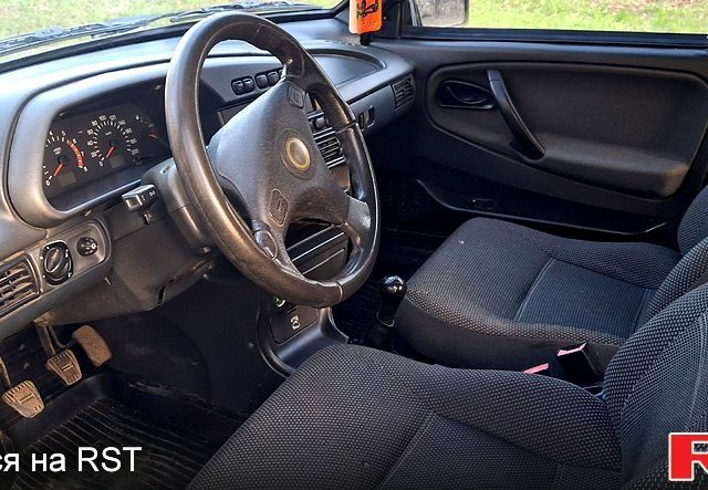 Бежевый ВАЗ 2109, объемом двигателя 1.6 л и пробегом 168 тыс. км за 1950 $, фото 13 на Automoto.ua