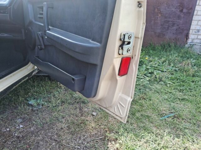 Бежевий ВАЗ 2109, об'ємом двигуна 1.3 л та пробігом 157 тис. км за 1650 $, фото 19 на Automoto.ua