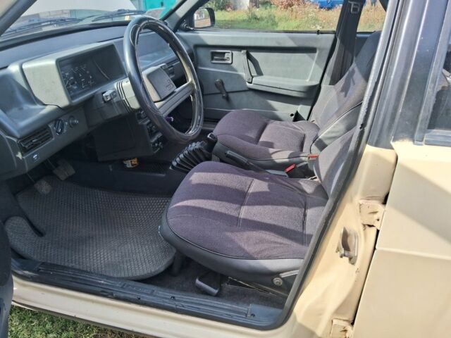 Бежевий ВАЗ 2109, об'ємом двигуна 1.3 л та пробігом 157 тис. км за 1650 $, фото 10 на Automoto.ua