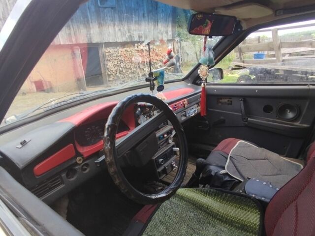 Бежевый ВАЗ 2109, объемом двигателя 1.5 л и пробегом 100 тыс. км за 715 $, фото 4 на Automoto.ua