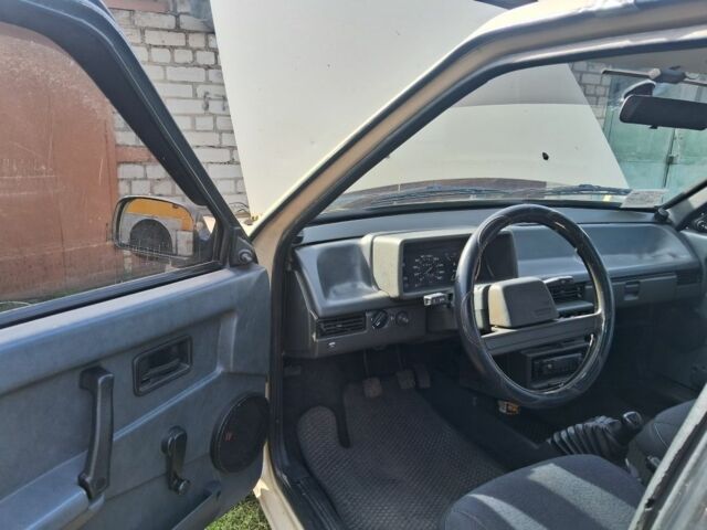 Бежевий ВАЗ 2109, об'ємом двигуна 1.3 л та пробігом 157 тис. км за 1650 $, фото 9 на Automoto.ua