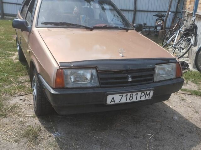 Бежевый ВАЗ 2109, объемом двигателя 1.5 л и пробегом 100 тыс. км за 715 $, фото 1 на Automoto.ua