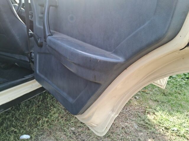 Бежевий ВАЗ 2109, об'ємом двигуна 1.3 л та пробігом 157 тис. км за 1650 $, фото 18 на Automoto.ua