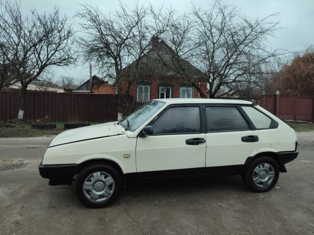 Бежевый ВАЗ 2109, объемом двигателя 1.5 л и пробегом 100 тыс. км за 700 $, фото 1 на Automoto.ua