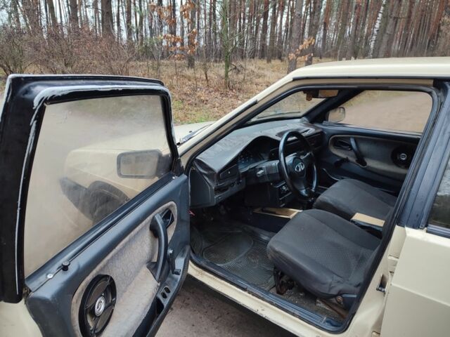 Бежевый ВАЗ 2109, объемом двигателя 1.5 л и пробегом 100 тыс. км за 700 $, фото 5 на Automoto.ua