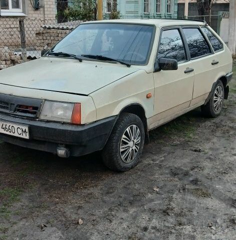 Бежевий ВАЗ 2109, об'ємом двигуна 1.3 л та пробігом 111 тис. км за 833 $, фото 2 на Automoto.ua