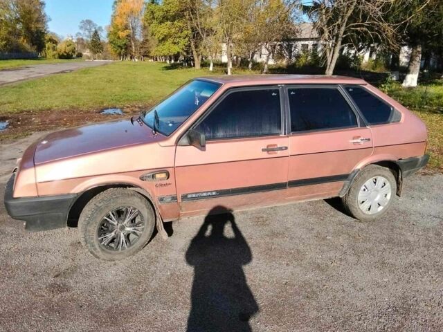 Бежевый ВАЗ 2109, объемом двигателя 1.3 л и пробегом 75 тыс. км за 800 $, фото 1 на Automoto.ua