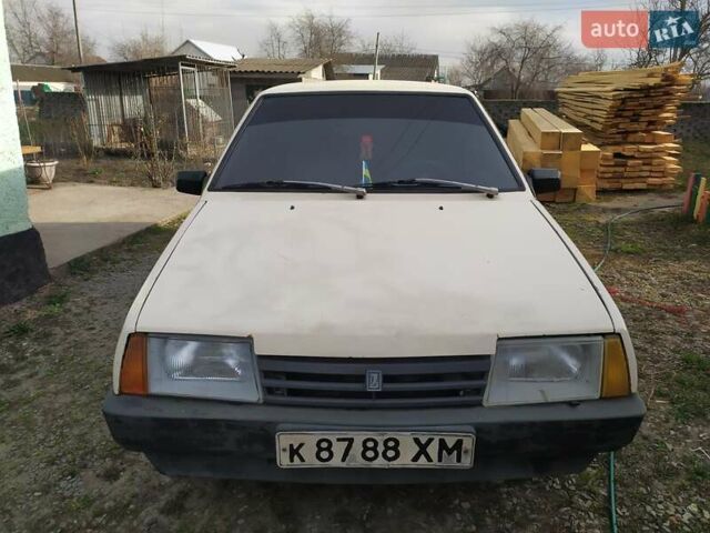 Бежевый ВАЗ 2109, объемом двигателя 0 л и пробегом 200 тыс. км за 1300 $, фото 7 на Automoto.ua