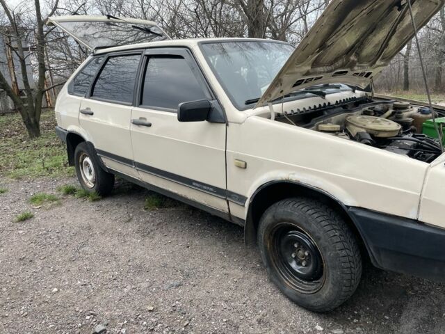 Бежевый ВАЗ 2109, объемом двигателя 1.5 л и пробегом 79 тыс. км за 712 $, фото 1 на Automoto.ua