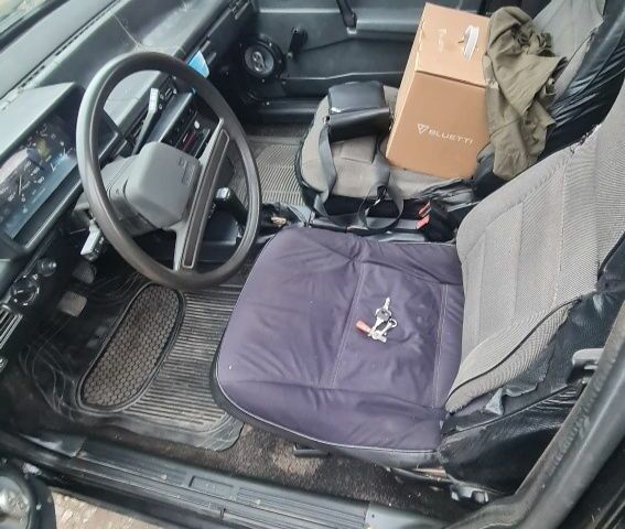 Чорний ВАЗ 2109, об'ємом двигуна 0 л та пробігом 200 тис. км за 832 $, фото 3 на Automoto.ua