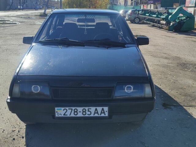 Черный ВАЗ 2109, объемом двигателя 1.5 л и пробегом 200 тыс. км за 999 $, фото 2 на Automoto.ua