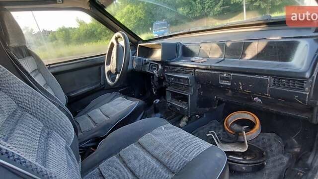 Черный ВАЗ 2109, объемом двигателя 1.3 л и пробегом 245 тыс. км за 300 $, фото 5 на Automoto.ua
