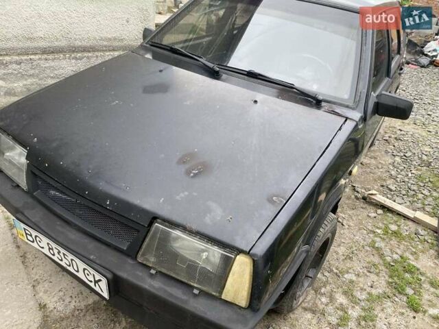 Черный ВАЗ 2109, объемом двигателя 1.3 л и пробегом 245 тыс. км за 300 $, фото 1 на Automoto.ua