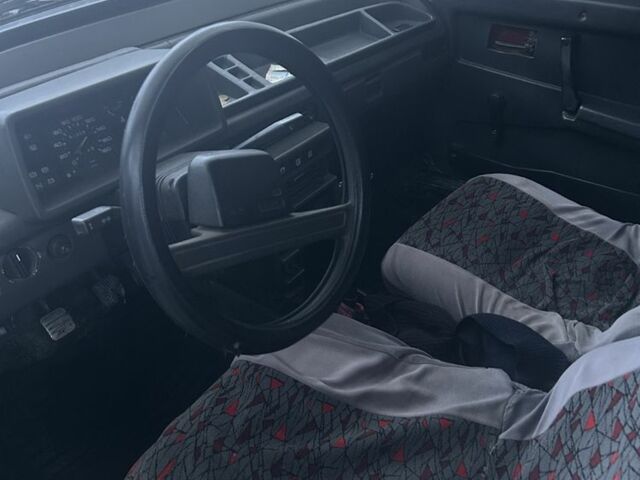 Чорний ВАЗ 2109, об'ємом двигуна 1.5 л та пробігом 266 тис. км за 828 $, фото 5 на Automoto.ua