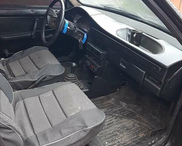 Чорний ВАЗ 2109, об'ємом двигуна 1.5 л та пробігом 250 тис. км за 1150 $, фото 4 на Automoto.ua