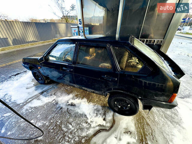 Чорний ВАЗ 2109, об'ємом двигуна 1.5 л та пробігом 111 тис. км за 1326 $, фото 2 на Automoto.ua
