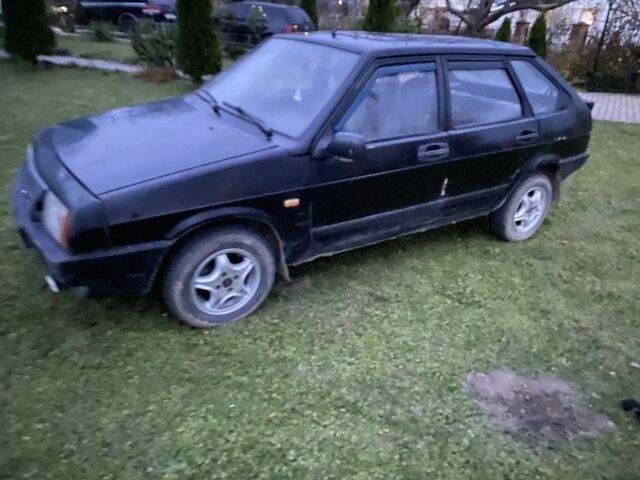 Черный ВАЗ 2109, объемом двигателя 0 л и пробегом 50 тыс. км за 550 $, фото 1 на Automoto.ua