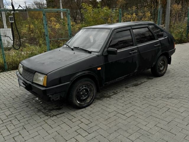 ВАЗ 2109 1989 в Житомире на Automoto.ua Черный ВАЗ 2109, объемом двигателя 0 л и пробегом 90 тыс. км за 750 $, фото 2 на Automoto.ua