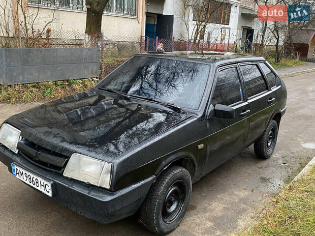 Черный ВАЗ 2109, объемом двигателя 1.3 л и пробегом 300 тыс. км за 600 $, фото 2 на Automoto.ua