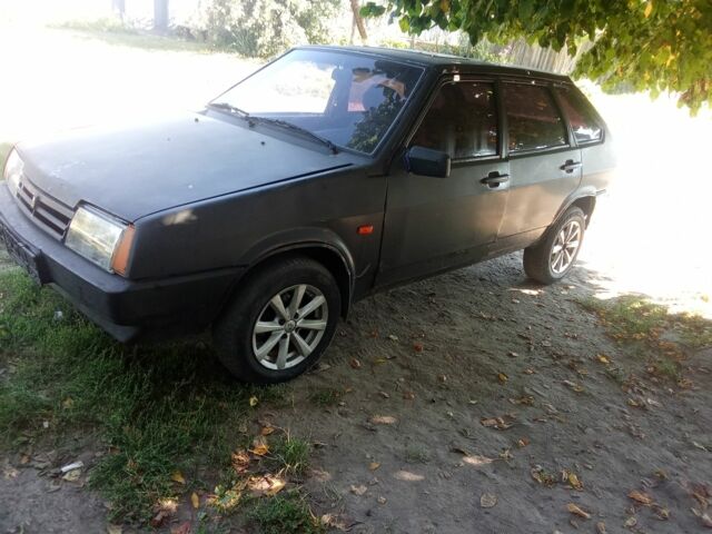 ВАЗ 2109 1990 в Сумах на Automoto.ua Черный ВАЗ 2109, объемом двигателя 0 л и пробегом 250 тыс. км за 793 $, фото 3 на Automoto.ua