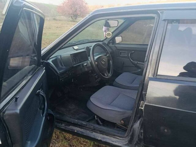 Черный ВАЗ 2109, объемом двигателя 1.5 л и пробегом 94 тыс. км за 832 $, фото 6 на Automoto.ua