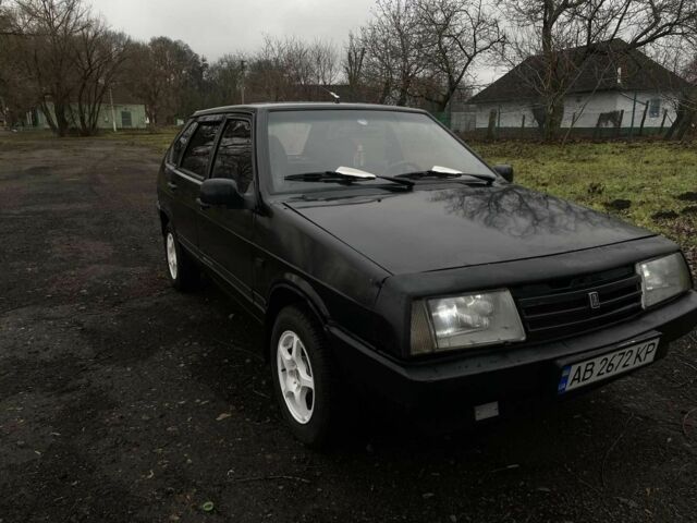 Черный ВАЗ 2109, объемом двигателя 1.3 л и пробегом 70 тыс. км за 1100 $, фото 3 на Automoto.ua