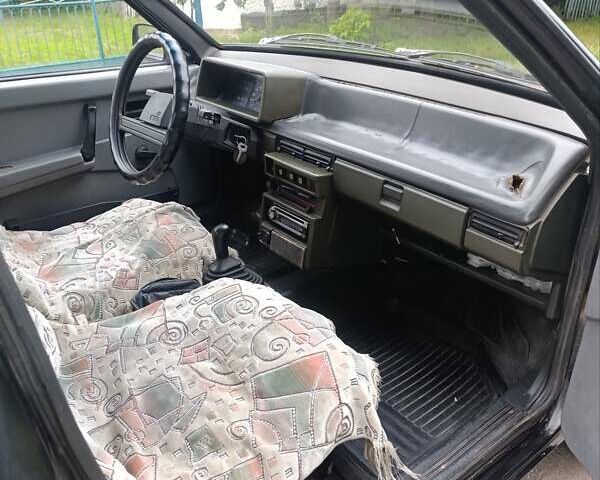 Черный ВАЗ 2109, объемом двигателя 1.3 л и пробегом 30 тыс. км за 2500 $, фото 5 на Automoto.ua