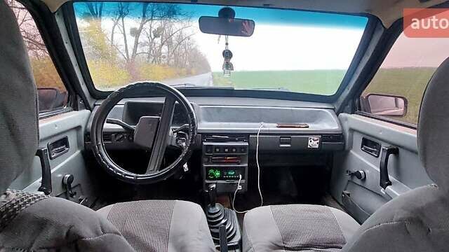 Черный ВАЗ 2109, объемом двигателя 1.5 л и пробегом 80 тыс. км за 1400 $, фото 3 на Automoto.ua