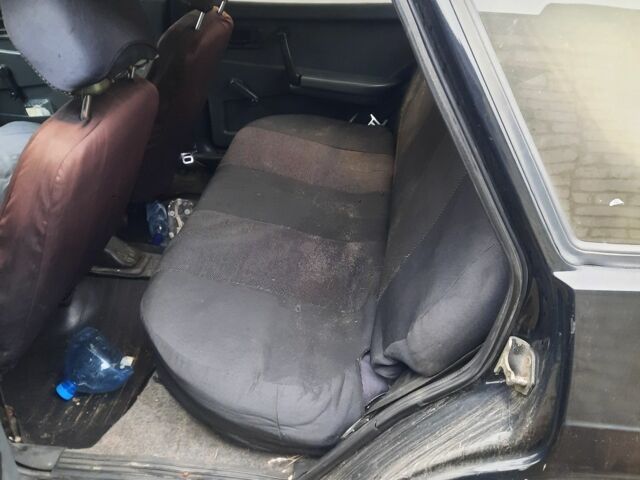 Черный ВАЗ 2109, объемом двигателя 1.5 л и пробегом 200 тыс. км за 700 $, фото 6 на Automoto.ua