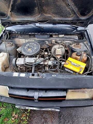 Черный ВАЗ 2109, объемом двигателя 1.5 л и пробегом 80 тыс. км за 1400 $, фото 2 на Automoto.ua