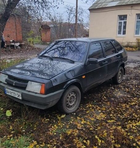 Черный ВАЗ 2109, объемом двигателя 1.3 л и пробегом 150 тыс. км за 476 $, фото 2 на Automoto.ua