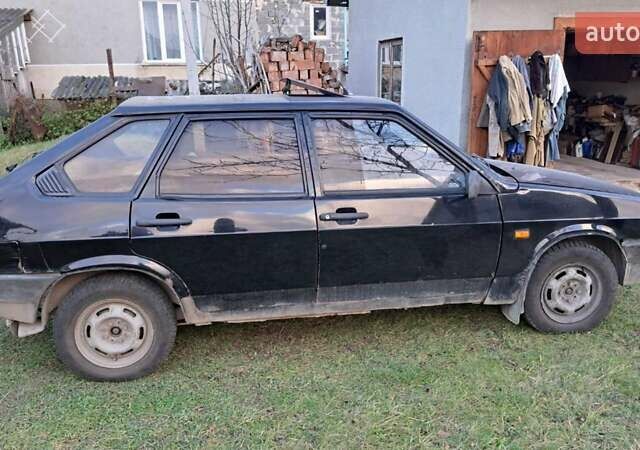 Черный ВАЗ 2109, объемом двигателя 1.5 л и пробегом 467 тыс. км за 500 $, фото 3 на Automoto.ua