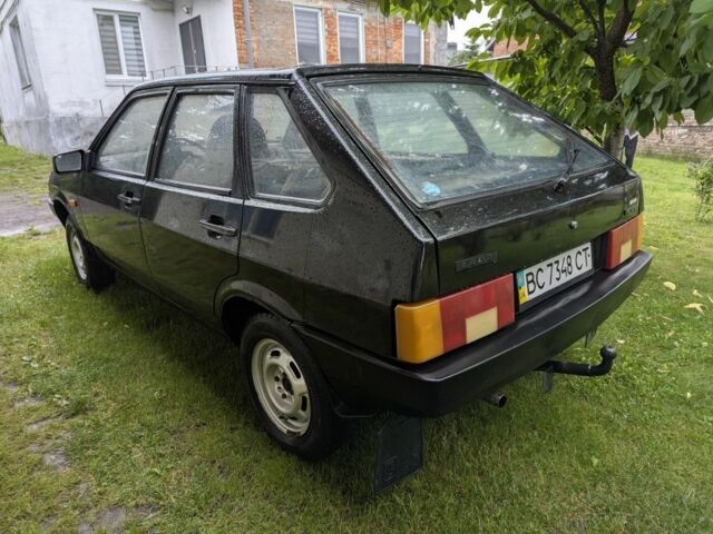 Черный ВАЗ 2109, объемом двигателя 1.3 л и пробегом 32 тыс. км за 1200 $, фото 1 на Automoto.ua