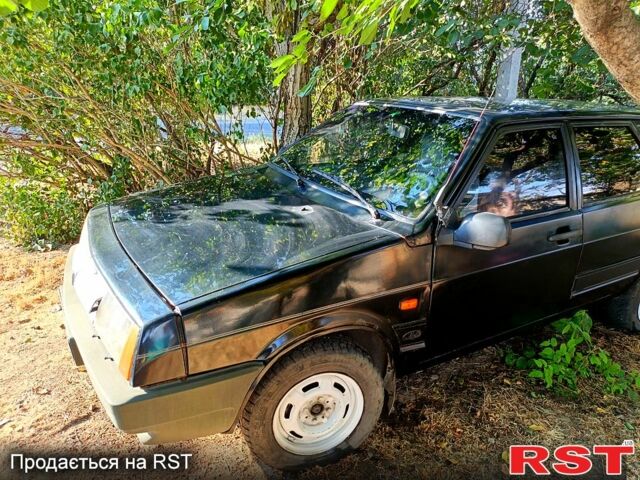 Черный ВАЗ 2109, объемом двигателя 1.5 л и пробегом 20 тыс. км за 800 $, фото 6 на Automoto.ua