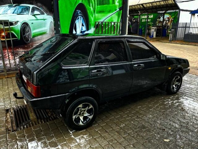 Черный ВАЗ 2109, объемом двигателя 1.5 л и пробегом 80 тыс. км за 1010 $, фото 2 на Automoto.ua