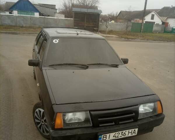 Черный ВАЗ 2109, объемом двигателя 1.5 л и пробегом 555 тыс. км за 800 $, фото 2 на Automoto.ua