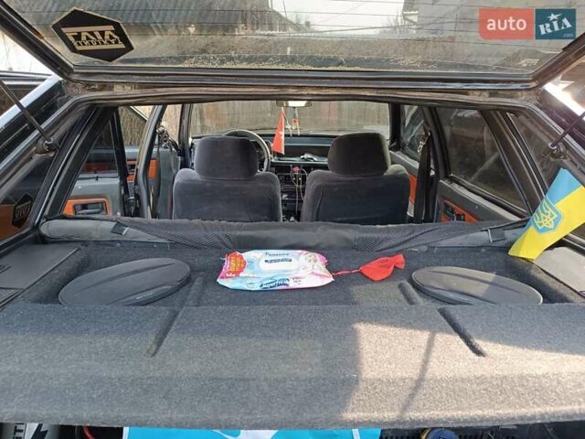 Черный ВАЗ 2109, объемом двигателя 1.3 л и пробегом 111 тыс. км за 1350 $, фото 3 на Automoto.ua