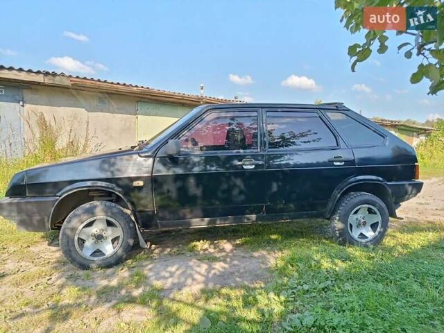 Черный ВАЗ 2109, объемом двигателя 1.1 л и пробегом 40 тыс. км за 1800 $, фото 2 на Automoto.ua