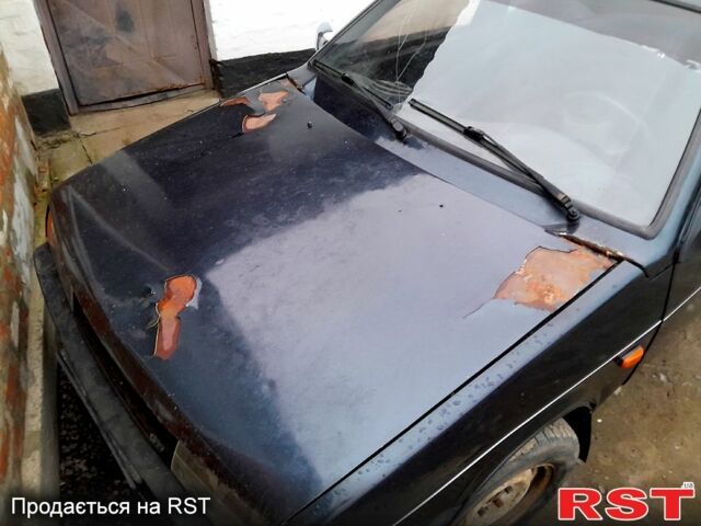 Черный ВАЗ 2109, объемом двигателя 1.5 л и пробегом 323 тыс. км за 550 $, фото 3 на Automoto.ua