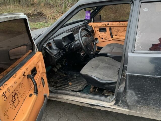 Чорний ВАЗ 2109, об'ємом двигуна 1.5 л та пробігом 241 тис. км за 630 $, фото 12 на Automoto.ua