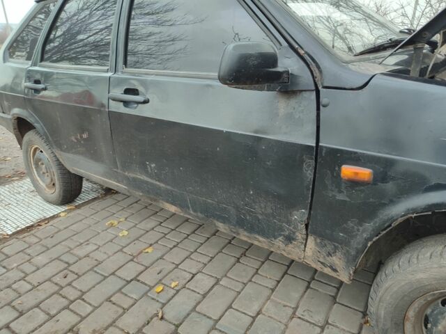 Чорний ВАЗ 2109, об'ємом двигуна 1.5 л та пробігом 250 тис. км за 700 $, фото 8 на Automoto.ua