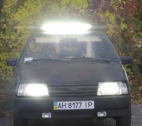 Черный ВАЗ 2109, объемом двигателя 1.5 л и пробегом 245 тыс. км за 1421 $, фото 5 на Automoto.ua