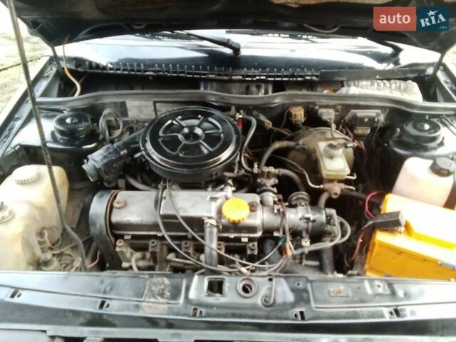 Черный ВАЗ 2109, объемом двигателя 1.5 л и пробегом 300 тыс. км за 850 $, фото 1 на Automoto.ua