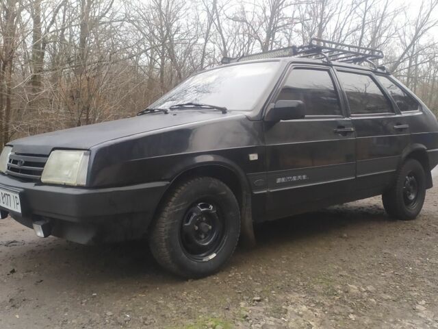 Черный ВАЗ 2109, объемом двигателя 1.5 л и пробегом 245 тыс. км за 1421 $, фото 2 на Automoto.ua