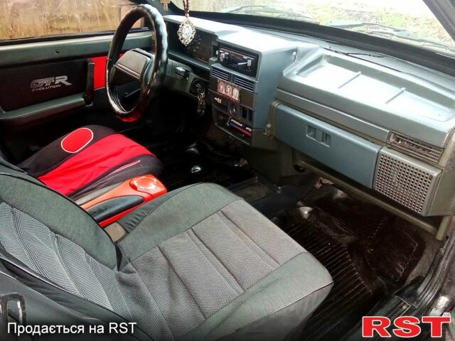 Чорний ВАЗ 2109, об'ємом двигуна 1.5 л та пробігом 300 тис. км за 850 $, фото 6 на Automoto.ua